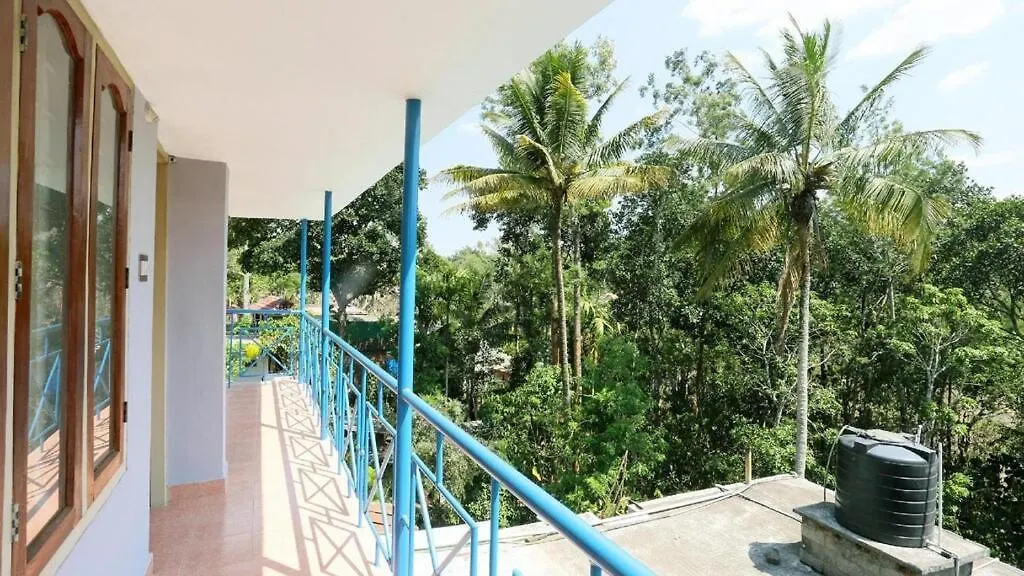 Hill Green Homestay Теккади